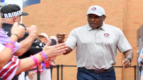 Former Raiders receiver, Hall of Famer Tim Brown hits hole-in-one at American Century Championship – MASHAHER