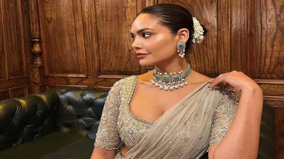 Esha Gupta stuns in a traditional lehenga, exudes regal elegance : Bollywood News – MASHAHER