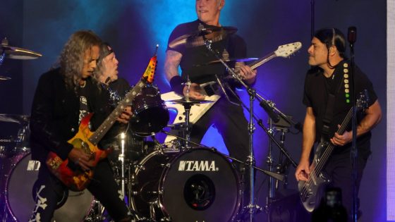 Metallica Expands Scholars Program, Announces Benefit Concert – MASHAHER