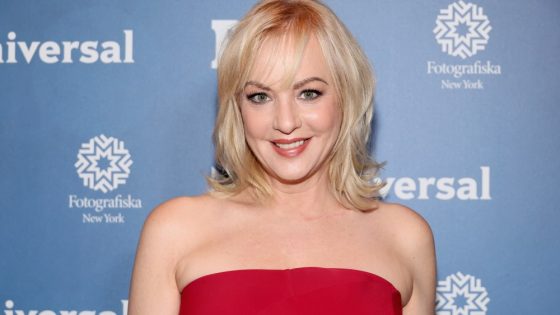 Wendi McLendon-Covey On Hosting the TCA Awards: ‘No Pressure!’ – MASHAHER