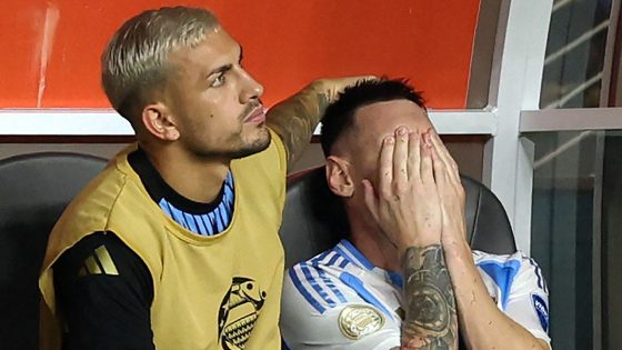 Lionel Messi in tears as he leaves Copa América final with injury – MASHAHER