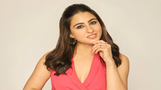 Sara Ali Khan shares her ‘shower playlist’ for fans which ranges from classic Lata Mangeshkar songs to ‘Kala Chashma’ : Bollywood News – MASHAHER