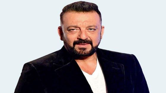 Sanjay Dutt gifts himself a stylish black Range Rover for his birthday, watch : Bollywood News – MASHAHER