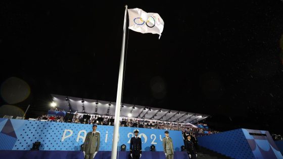 Paris 2024 Olympics: Flag hoisted upside down at the opening ceremony – MASHAHER