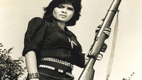 Zeenat Aman recalls being pregnant during Daku Hasina shoot: “To hide my belly, the crew came up with various creative shots” : Bollywood News – MASHAHER