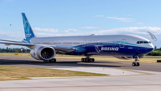 The folding wingtips on Boeing’s massive new 777X are a first in commercial aviation. Here’s why the plane needs them. – MASHAHER