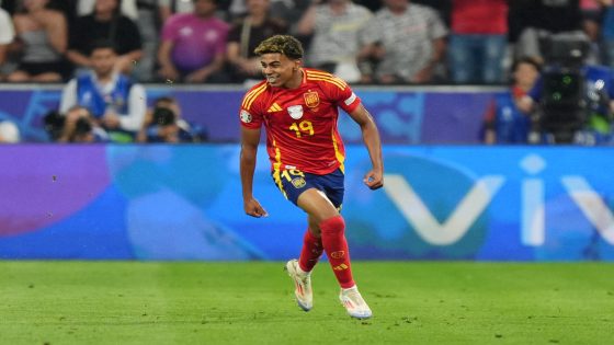 Spain’s 16-year-old Lamine Yamal becomes youngest scorer in Euro history with amazing goal vs. France – MASHAHER