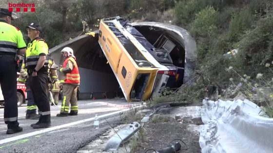 Freak bus crash leaves dozens injured in Catalonia – MASHAHER