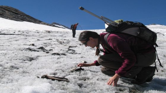 Photos show the mysterious ancient objects that mountaineers are finding on the Alps’ melting glaciers – MASHAHER