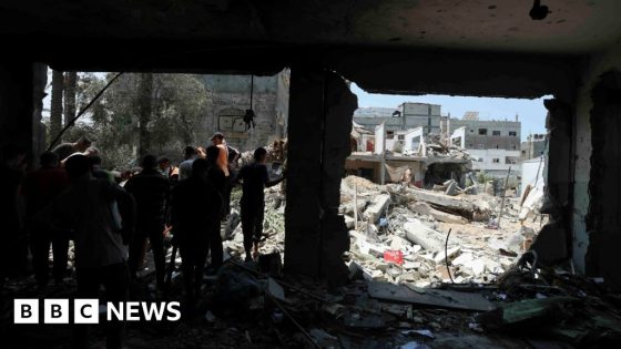 Israeli strike on Gaza school ‘kills 30’ – MASHAHER