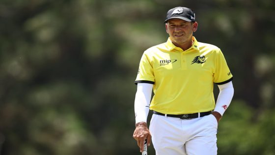 Sergio Garcia, after run-ins with fans and officials over slow play, fails to qualify for British Open – MASHAHER