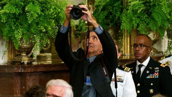 Obama photographer Pete Souza deletes X account after Trump ear attacks – MASHAHER