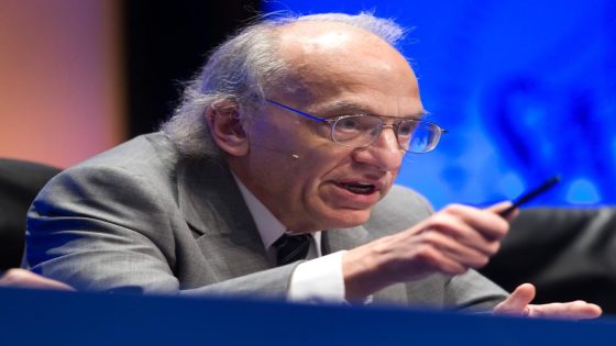 Stocks will struggle and a recession is on the table if the Fed fails to cut rates by September, Wharton professor Jeremy Siegel says – MASHAHER