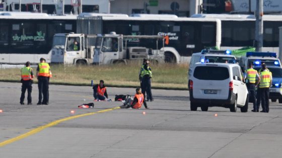 Climate protest mires flights at Germany’s Frankfurt airport as police thwart linked action in London – MASHAHER