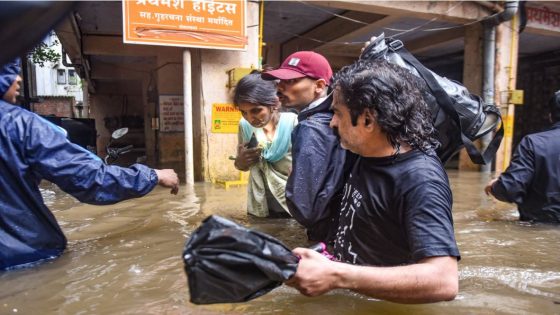 Six Dead, Pune Flooded, Mumbai Airport Chaos As Rains Batter Maharashtra – MASHAHER