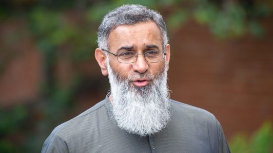 Islamist preacher Anjem Choudary compares himself to Kevin Keegan at terror trial | UK News – MASHAHER