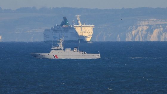 One dead after ‘very loaded’ migrant boat struggles in English Channel | World News – MASHAHER