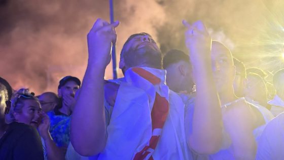 In Berlin’s fan zones, England fans sang out until hope turned to heartbreak | UK News – MASHAHER