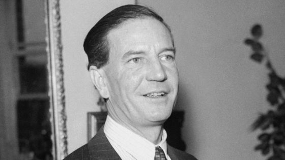 Kim Philby: British Library wanted to buy personal archive of notorious KGB double agent | UK News – MASHAHER