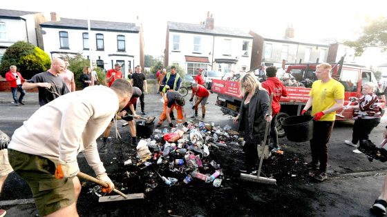 Southport stabbings: Mum of victim says ‘stop the violence’ as locals left to clean up after riots | UK News – MASHAHER