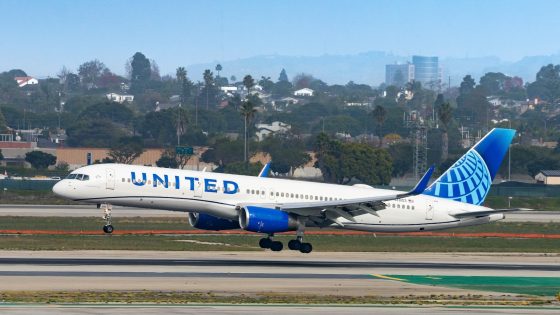 United plane loses tire during takeoff at Los Angeles International Airport – MASHAHER