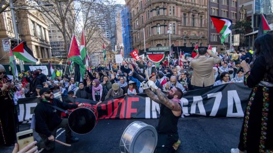 Hundreds protest against Anthony Albanese’s ‘complicity’ in Gaza war – MASHAHER