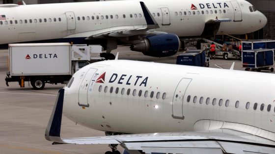 Delta flight diverts to New York after passengers are served spoiled food – MASHAHER