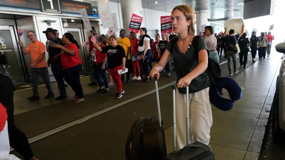 More than 3 million pass through US airport security in a day for the first time – MASHAHER