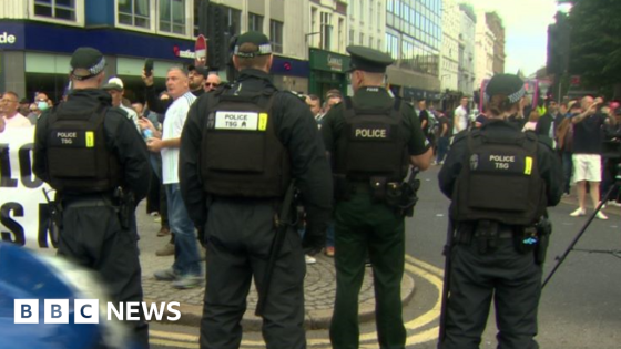 Fireworks thrown during Belfast demonstrations – MASHAHER