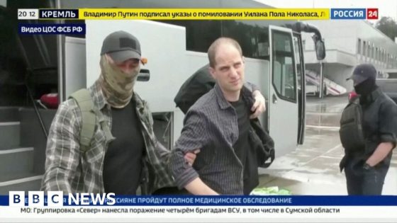 Russia TV shows freed prisoners board plane after swap – MASHAHER