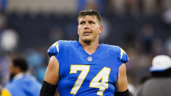 Chargers rookie OT Tyler McLellan carted off field – MASHAHER