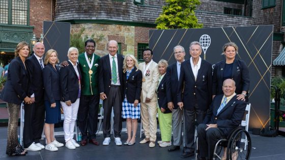 Tennis stars Leander, Amritraj make it Indiaâs day in Newport with Tennis Hall of Fame induction – MASHAHER