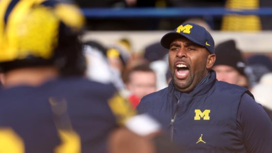 New Michigan football era begins with same philosophy: Smash, smash, smash – MASHAHER