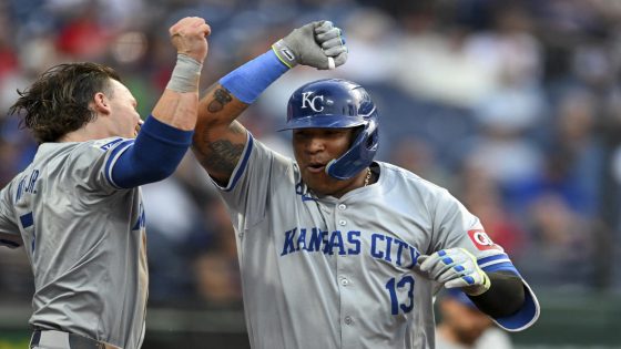 With emphatic series win vs. the Guardians, Salvador Perez and the Royals made it clear they want back in October – MASHAHER