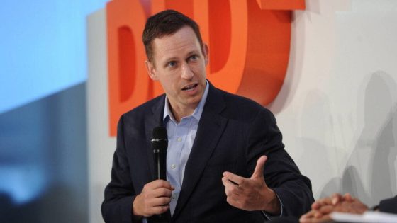 Peter Thiel Defends Calling Warren Buffett A ‘Sociopathic Grandpa From Omaha’ – MASHAHER