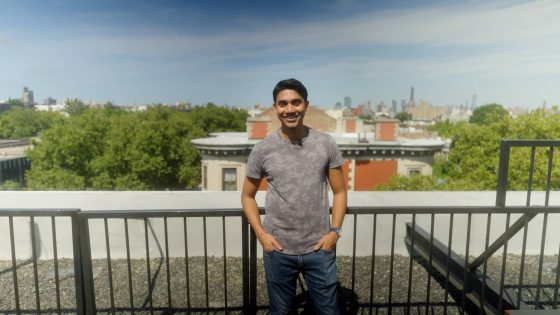 33-year-old pays $2,100/month to live with 23 roommates in Brooklyn – MASHAHER