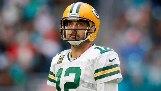 Aaron Rodgers says he regrets 2021 comment that he was ‘immunized’ – MASHAHER