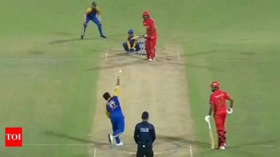 In a rare sight, Rishabh Pant seen rolling his arm over in Delhi Premier League opener. Watch | – MASHAHER