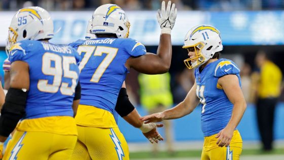 Sources – Cameron Dicker, Chargers agree to 4-year, $22.04M deal – MASHAHER