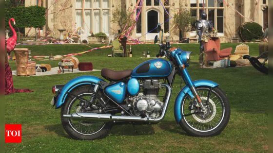 2024 Royal Enfield Classic 350 launched at Rs 1.99 lakh: Best-selling RE’s latest avatar! – MASHAHER