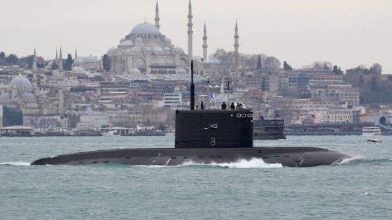 Ukraine says it sank Russian submarine in Crimea – MASHAHER