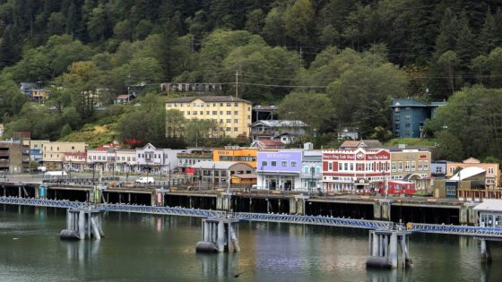 Residents scramble after record-breaking glacial outburst flood inundates major US city: ‘Likely will happen again’ – MASHAHER