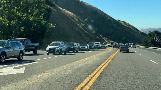 Car catches fire on Highway 101 on Cuesta Grade, causing traffic jam – MASHAHER