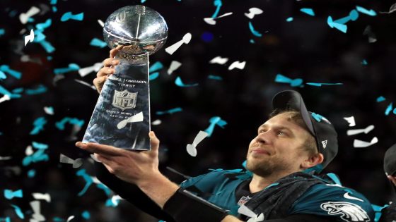 QB Nick Foles, Philadelphia legend, retiring with Eagles after 11-year career – MASHAHER