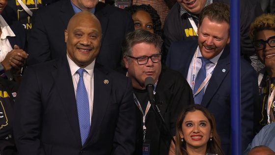 Video A cameo-filled ceremonial roll call at the DNC – MASHAHER