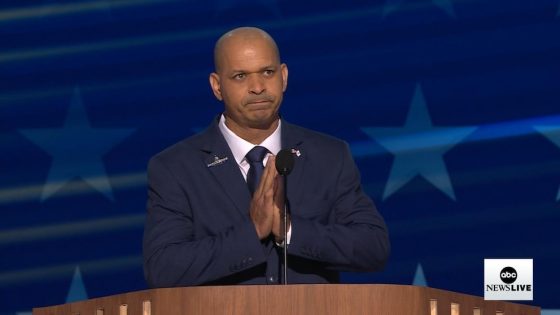 WATCH: Former Capitol police officer attacked in Jan. 6 riot full DNC speech – MASHAHER