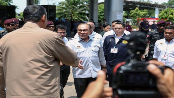 PM Anwar arrives at Sungai Golok CIQ complex in Narathiwat for working visit – MASHAHER