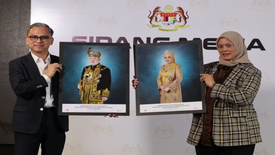 Distribution of official portraits of King, Queen begins Aug 8, says FahmI – MASHAHER