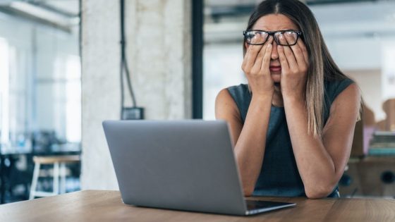 Workers sharing their burnout struggles on Glassdoor just reached a new high – and employees are losing faith in their employers – MASHAHER