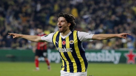 Football: Soccer-Brighton sign Kadioglu from Fenerbahce for 30 million euros – MASHAHER